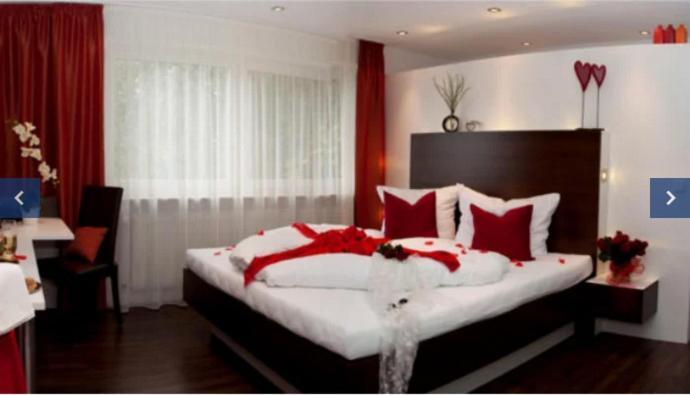 Hotel & Restaurant Kaiser Superior Herrenberg Eksteriør bilde